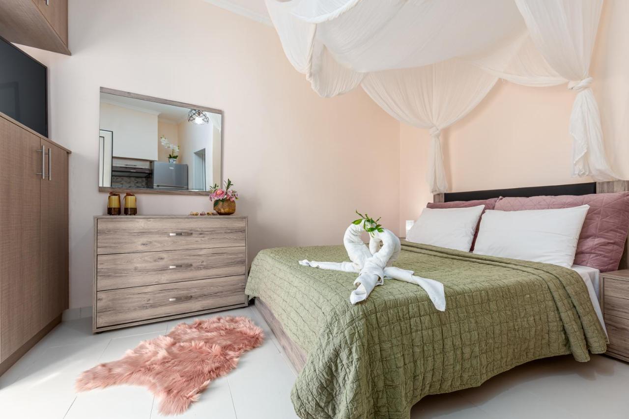 Fouki Apartments Ipsos Beach Eksteriør bilde